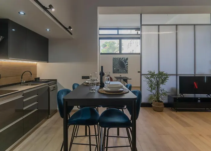 La Naval Hr Apartment *